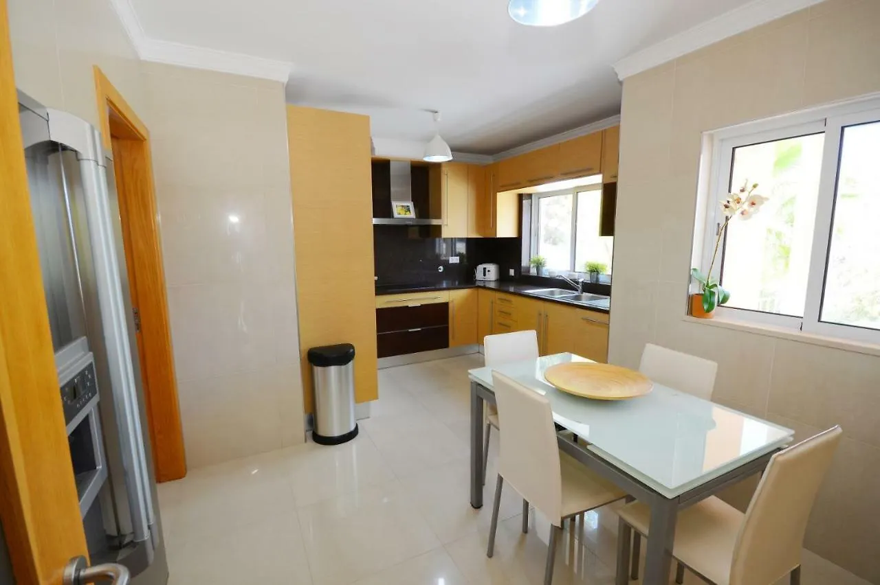 Villa Duma 阿尔布费拉